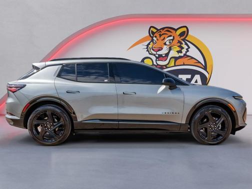 2025 Chevrolet Equinox EV RS