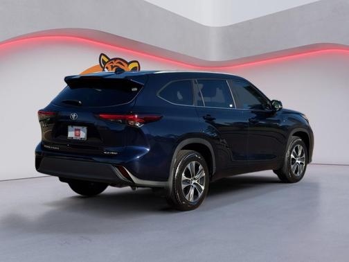 Blueprint 2025 Toyota Highlander XLE