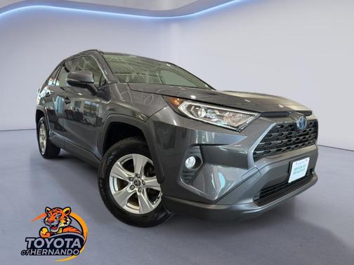 2021 Toyota RAV4 Hybrid XLE