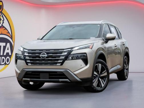 Champagne Silver Metallic 2024 Nissan Rogue SL