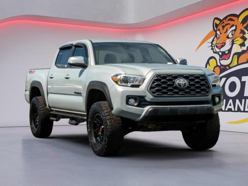 Cement 2020 Toyota Tacoma TRD Off Road