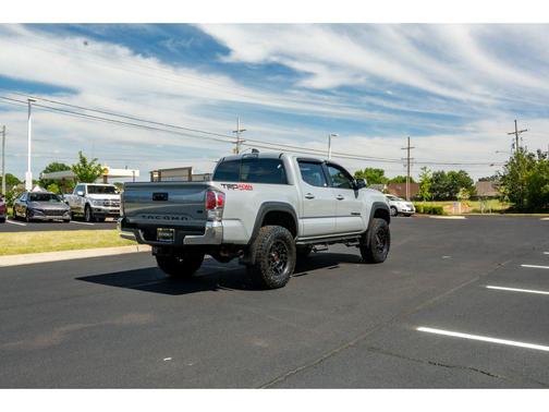 Cement 2020 Toyota Tacoma TRD Off Road