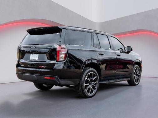 2023 Chevrolet Tahoe 4WD RST