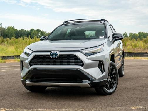 Silver Sky Metallic/Midnight Black Metallic 2024 Toyota RAV4 Hybrid SE