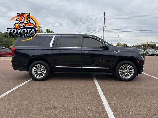 2021 GMC Yukon XL SLT