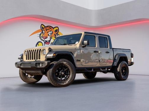 2020 Jeep Gladiator Sport S