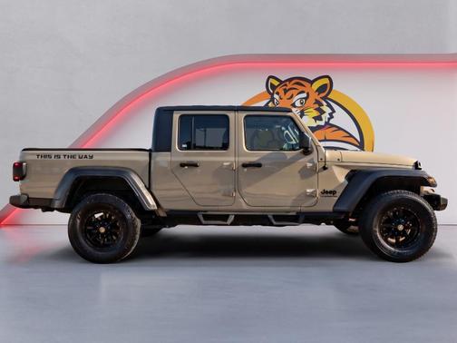 2020 Jeep Gladiator Sport S