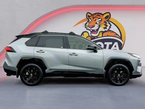 Silver Sky Metallic/Midnight Black Metallic 2024 Toyota RAV4 Hybrid SE