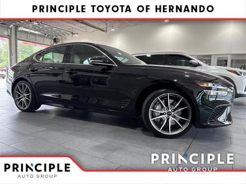 2024 Genesis G70 2.5T RWD