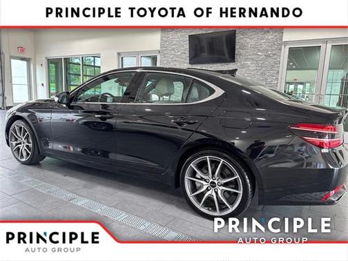 2024 Genesis G70 2.5T RWD