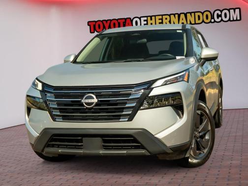 Brilliant Silver Metallic 2025 Nissan Rogue SV