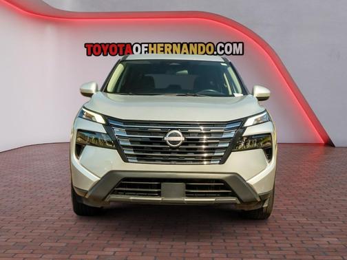 Brilliant Silver Metallic 2025 Nissan Rogue SV