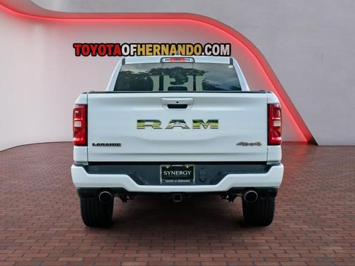 Bright White Clearcoat 2025 RAM 1500 Laramie