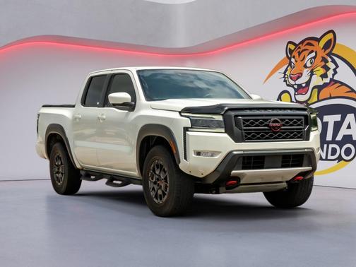 Glacier White 2023 Nissan Frontier PRO-4X