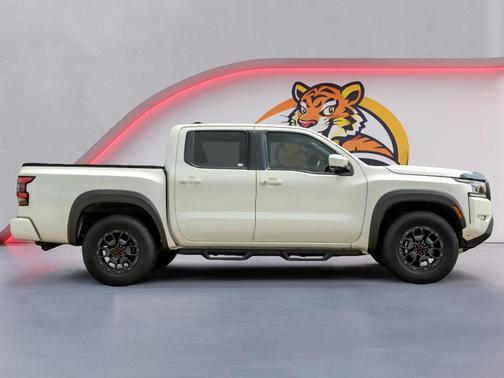 Glacier White 2023 Nissan Frontier PRO-4X