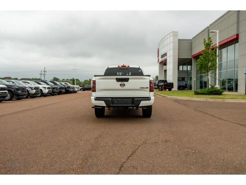Glacier White 2023 Nissan Frontier PRO-4X