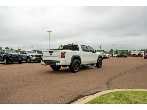 Glacier White 2023 Nissan Frontier PRO-4X