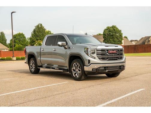 Sterling Metallic 2024 GMC Sierra 1500 SLT