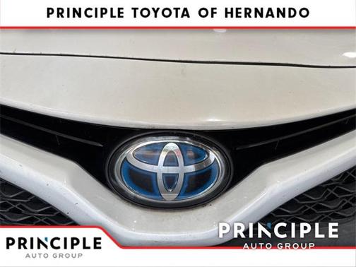 2018 Toyota Camry Hybrid SE