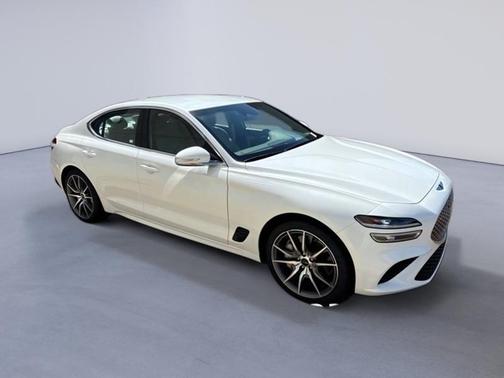 2025 Genesis G70 2.5T RWD