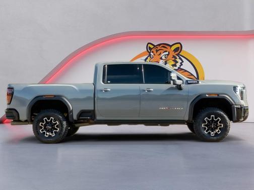 Thunderstorm Gray 2025 GMC Sierra 2500 AT4X