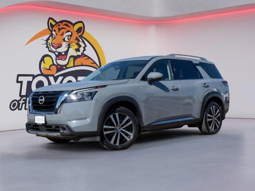 2024 Nissan Pathfinder Platinum 4WD