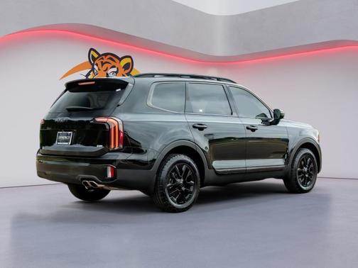 Ebony Black 2025 Kia Telluride EX X-Pro