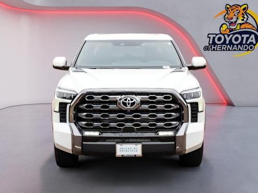 2024 Toyota Tundra Hybrid Platinum