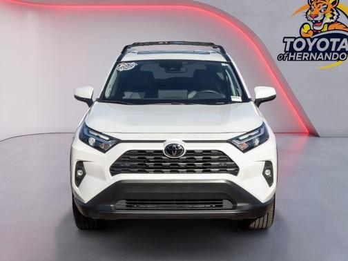 Wind Chill Pearl 2025 Toyota RAV4 XLE Premium