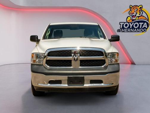 Bright White Clearcoat 2018 RAM 1500 Tradesman