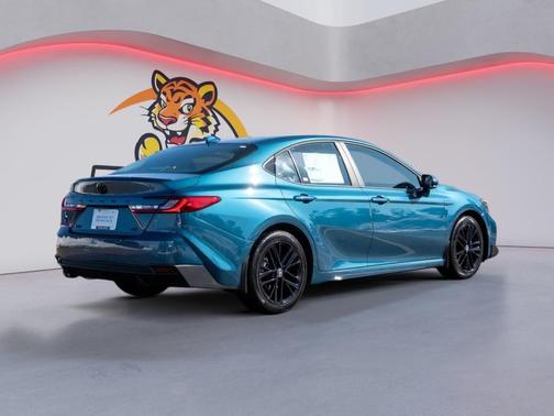 Ocean Gem 2026 Toyota Camry SE