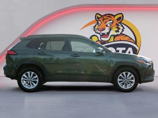 Cypress 2024 Toyota Corolla Cross LE