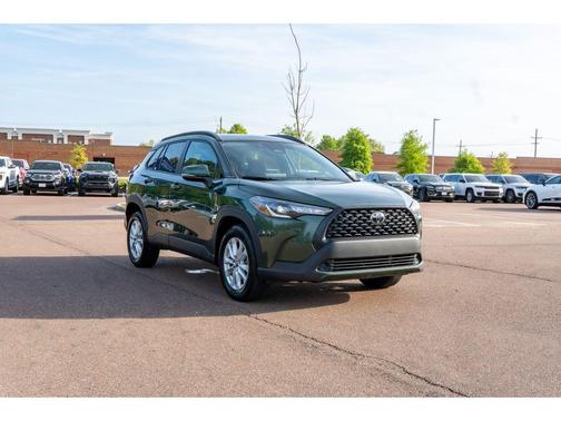 2024 Toyota Corolla Cross LE