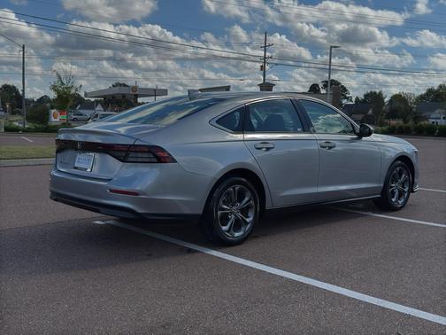 2024 Honda Accord EX 1.5T