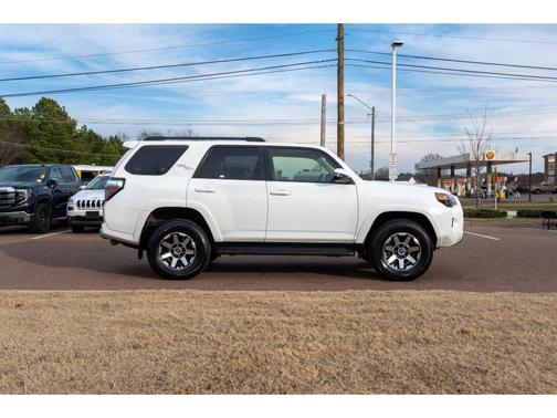 2024 Toyota 4Runner TRD Off Road Premium