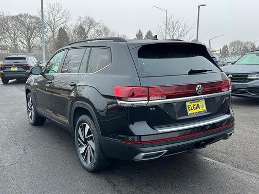 Deep Black Pearl Effect 2026 Volkswagen Atlas 2.0T SE W/TECHNOLOGY
