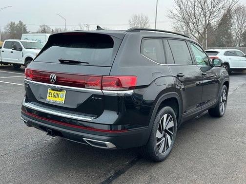 Deep Black Pearl Effect 2026 Volkswagen Atlas 2.0T SE W/TECHNOLOGY