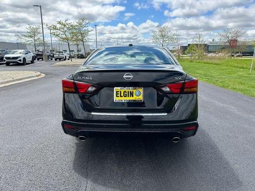 Black 2023 Nissan Altima 2.5 SV