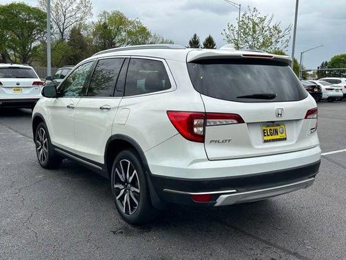 White 2019 Honda Pilot Touring 7-Passenger