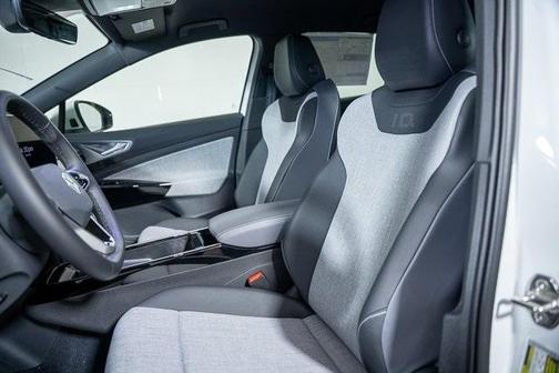 2025 Volkswagen ID.4 Pro