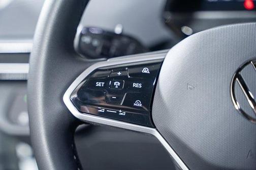 2025 Volkswagen ID.4 Pro