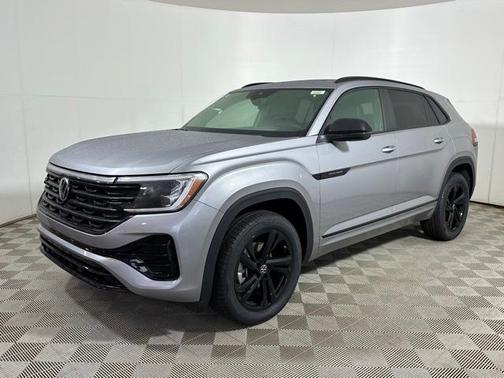 2025 Volkswagen Atlas Cross Sport 2.0T SEL R-Line Black
