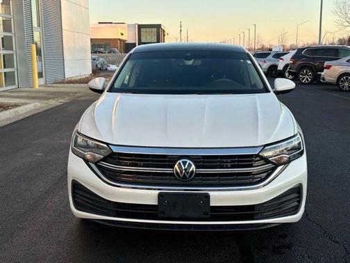 2023 Volkswagen Jetta 1.5T SE