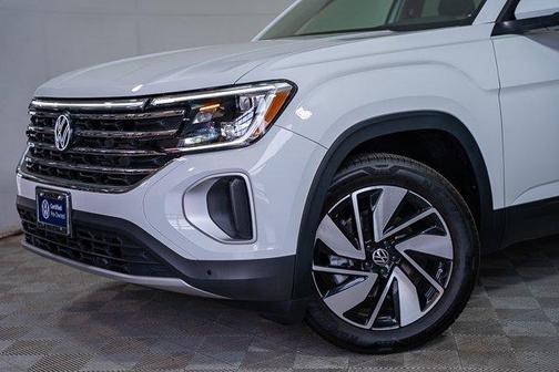 2024 Volkswagen Atlas 2.0T SE