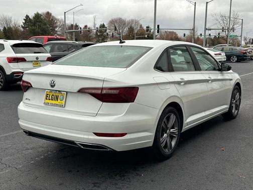 2021 Volkswagen Jetta 1.4T R-Line