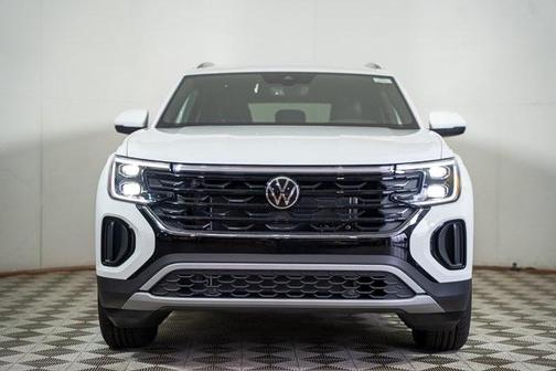 2025 Volkswagen Atlas Cross Sport 2.0T SE