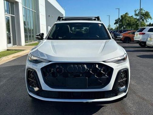 Glacier White Metallic 2025 Audi SQ5 3.0T quattro Premium