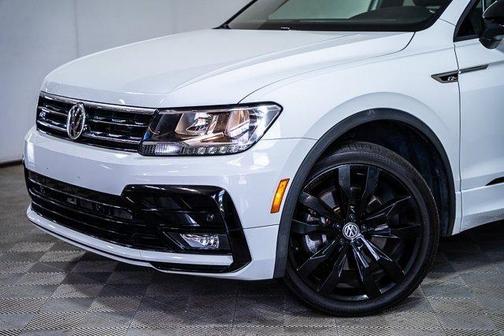 2021 Volkswagen Tiguan 2.0T SE R-Line Black