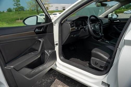 2019 Volkswagen Jetta 1.4T SEL Premium