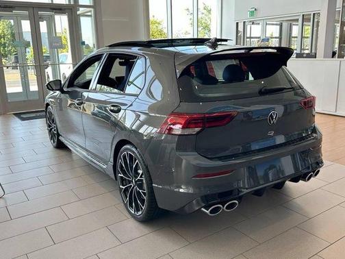 Dolphin Grey Metallic 2026 Volkswagen Golf R 2.0T